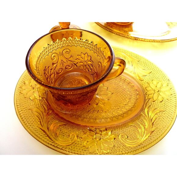 Vintage 1970s Indiana Glass Amber Hobnail Deviled Egg Dish Easter Hostess Tray - Picture 3 of 5